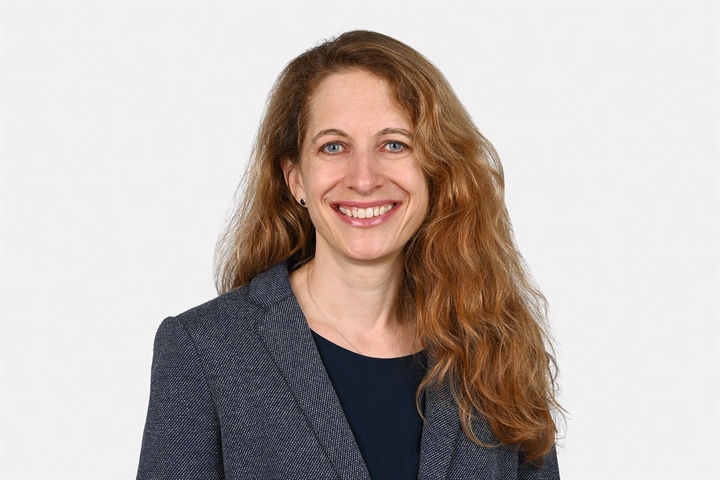 Portraitbild von Karin Landolt