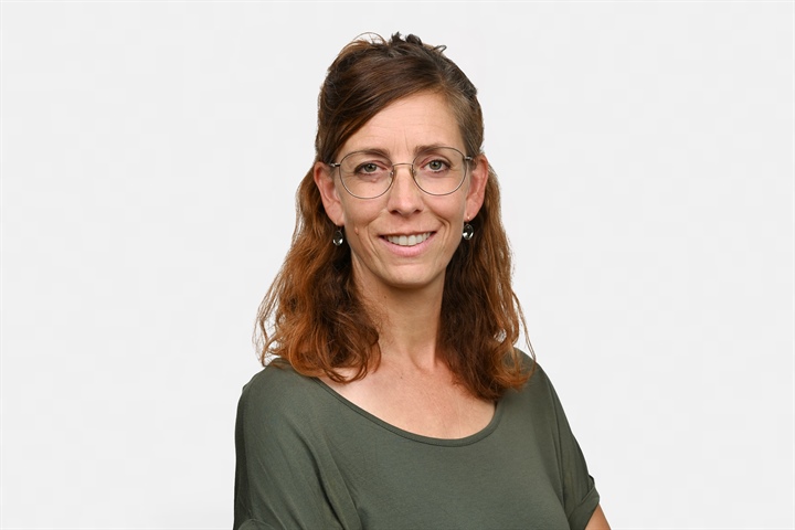 Portraitbild von Barbara Ernst